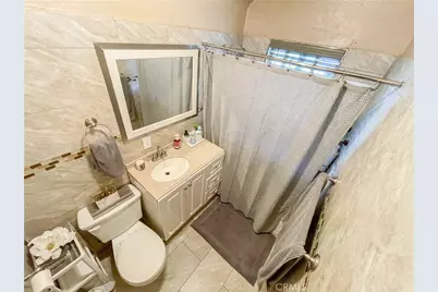 8205 Stanford, Los Angeles, CA 90001 - Photo 15