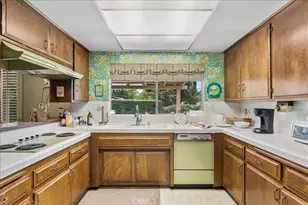 276 Grant St, Upland, CA 91784 - Photo 17