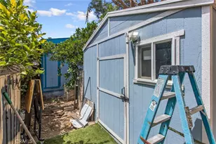 1097 N State, Hemet, CA 92543 - Photo 23