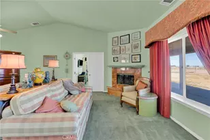 8828 Vincent Ct, Oak Hills, CA 92344 - Photo 13