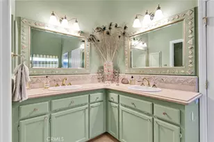 8828 Vincent Ct, Oak Hills, CA 92344 - Photo 39