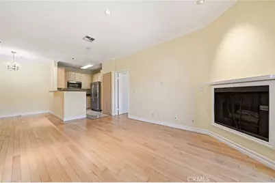 300 N El Molino Avenue #107, Pasadena, CA 91101 - Photo 9