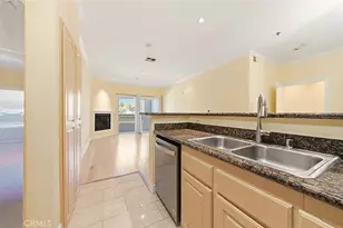 300 N El Molino Ave, Pasadena, CA 91101 - Photo 11