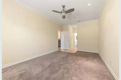 300 N El Molino Avenue #107, Pasadena, CA 91101 - Photo 25
