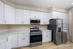8183 Amerena Wy, Fontana, CA 92335 - Photo 51