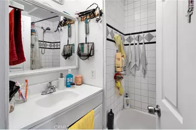 348 W 83rd Street, Los Angeles, CA 90003 - Photo 33
