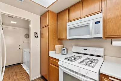 1076 N Howard, Covina, CA 91722 - Photo 9