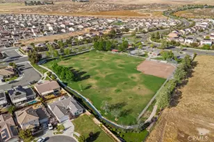 229 Alverstone St, Hemet, CA 92543 - Photo 37