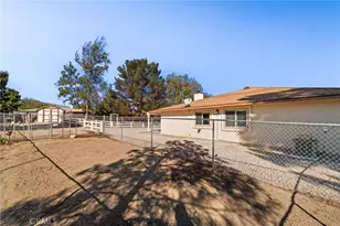 9554 Sunrise Ct, Phelan, CA 92371 - Photo 37