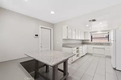 12860 Golf Course, Victorville, CA 92395 - Photo 11