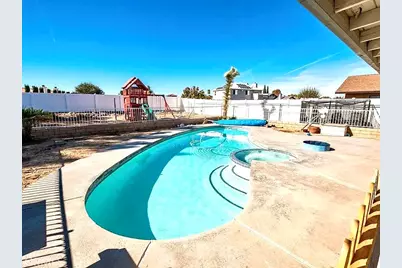 13160 Riverview, Victorville, CA 92395 - Photo 7
