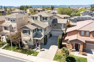 26259 Douglass Union, Murrieta, CA 92563 - Photo 3