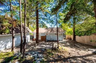 2285 Lausanne Dr, Wrightwood, CA 92397 - Photo 17