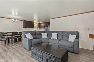 31347 Circle View Dr, Running Springs, CA 92382 - Photo 7