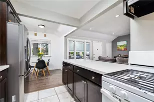 700 E 77th, Los Angeles, CA 90001 - Photo 11