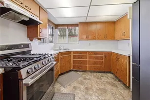60153 Stearman, Landers, CA 92285 - Photo 9