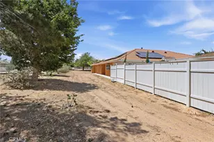 8585 Hickory, Hesperia, CA 92345 - Photo 25