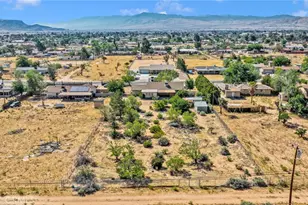 14420 Iroquois Rd, Apple Valley, CA 92307 - Photo 47