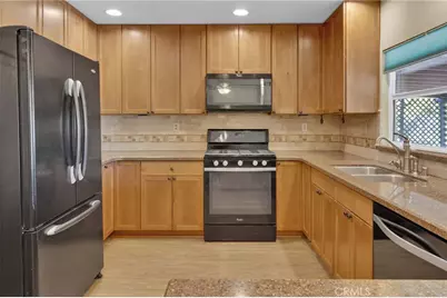 14420 Iroquois Road, Apple Valley, CA 92307 - Photo 13