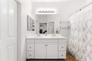 27425 Gentlebrook Ct, Murrieta, CA 92562 - Photo 29