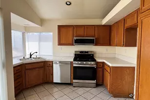 26104 Dracaea, Moreno Valley, CA 92555 - Photo 11