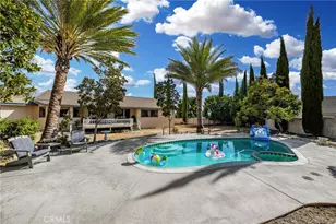 2421 Cliff Rd, Upland, CA 91784 - Photo 31
