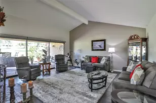 1053 St Andrews Dr, Upland, CA 91784 - Photo 13