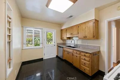 1613 N Pepper, Burbank, CA 91505 - Photo 15