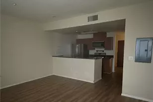 2864 Sunset Pl, Los Angeles, CA 90005 - Photo 13