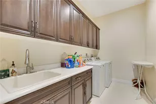 1127 Las Colinas Way, San Dimas, CA 91773 - Photo 31