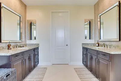 1127 Las Colinas Way, San Dimas, CA 91773 - Photo 39