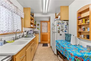 2455 Glencoe Ave, Venice, CA 90291 - Photo 13