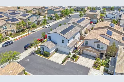 16729 Petrus Lane, Fontana, CA 92336 - Photo 47