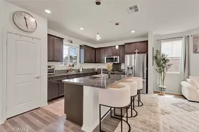 16729 Petrus Lane, Fontana, CA 92336 - Photo 5