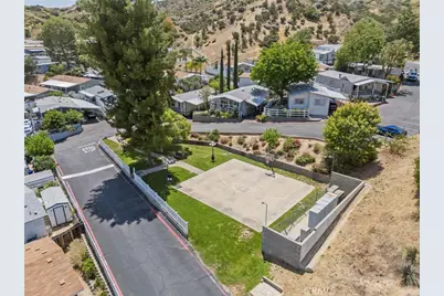 30000 Hasley Canyon Road #90, Castaic, CA 91384 - Photo 31