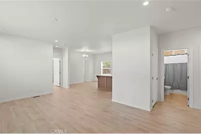 30000 Hasley Canyon Road #90, Castaic, CA 91384 - Photo 5
