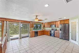 27387 Lakeview Dr, Helendale, CA 92342 - Photo 15