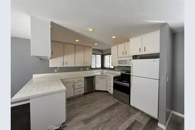 333 La Casita Dr, Twin Peaks, CA 92391 - Photo 7