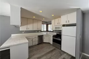 333 La Casita Dr, Twin Peaks, CA 92391 - Photo 7