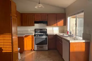 14733 Westward, Fontana, CA 92337 - Photo 9