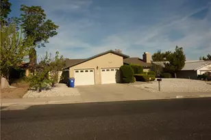 13766 Burning Tree Dr, Victorville, CA 92395 - Photo 3
