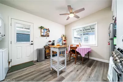 124 N Vista Bonita Avenue, Glendora, CA 91741 - Photo 21