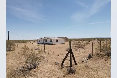 60033 Sespe, Landers, CA 92285 - Photo 27
