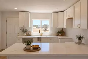 60033 Sespe, Landers, CA 92285 - Photo 7