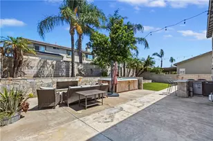 15458 Gatwick Ave, Fontana, CA 92336 - Photo 27