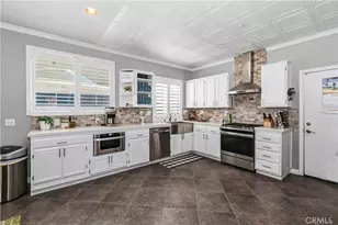 15458 Gatwick Ave, Fontana, CA 92336 - Photo 11