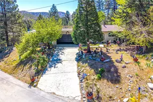 2164 Outer Hwy 2 Hwy, Wrightwood, CA 92397 - Photo 37