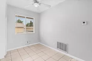3736 Oak Creek, Ontario, CA 91761 - Photo 17