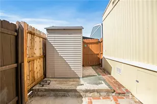 826 E Rte 66, Glendora, CA 91740 - Photo 19