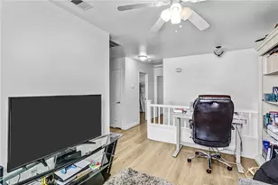 13048 Evanston, Victorville, CA 92392 - Photo 19